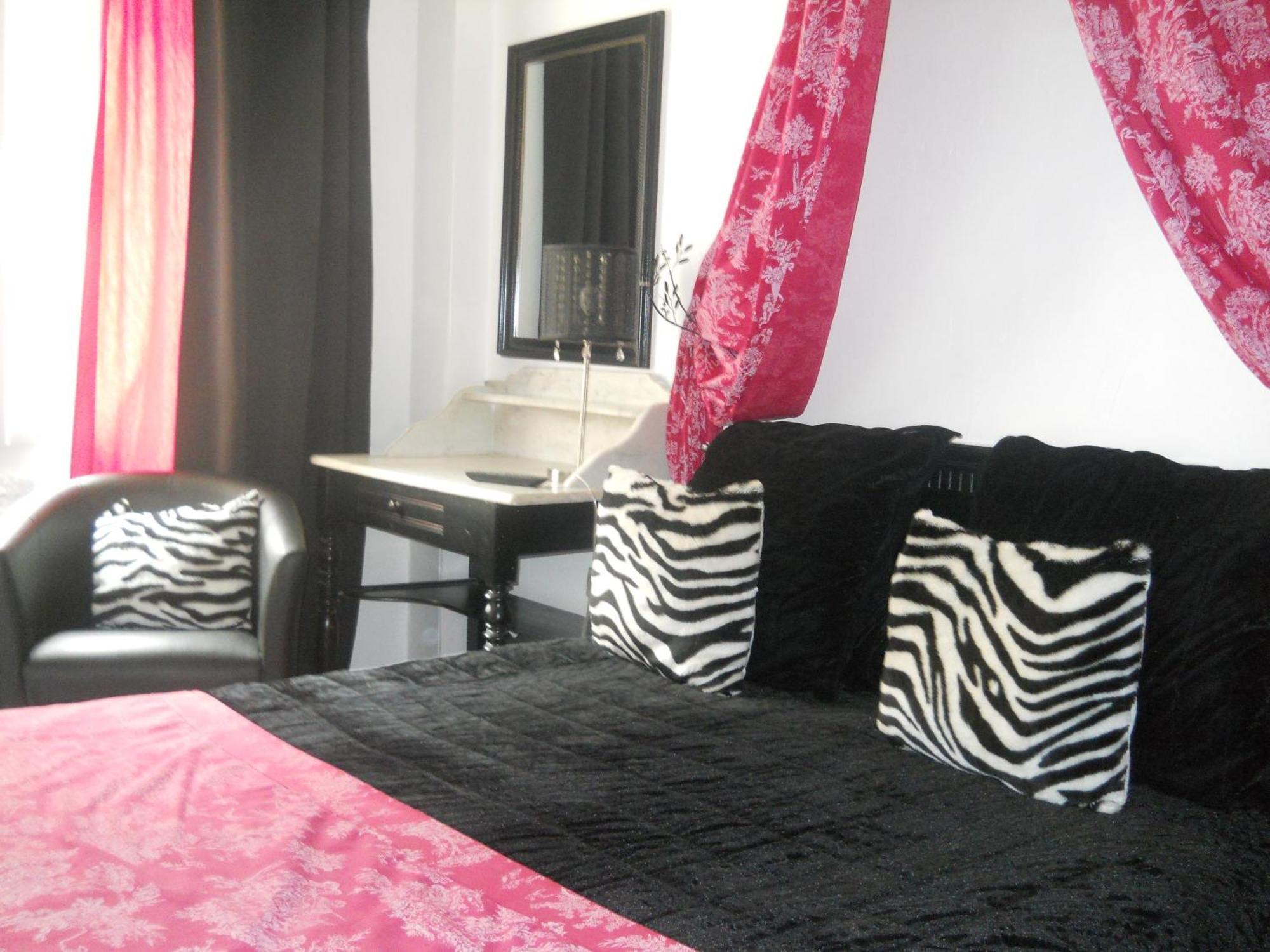 Hotel Boutique Saint-Louis 利雪 外观 照片