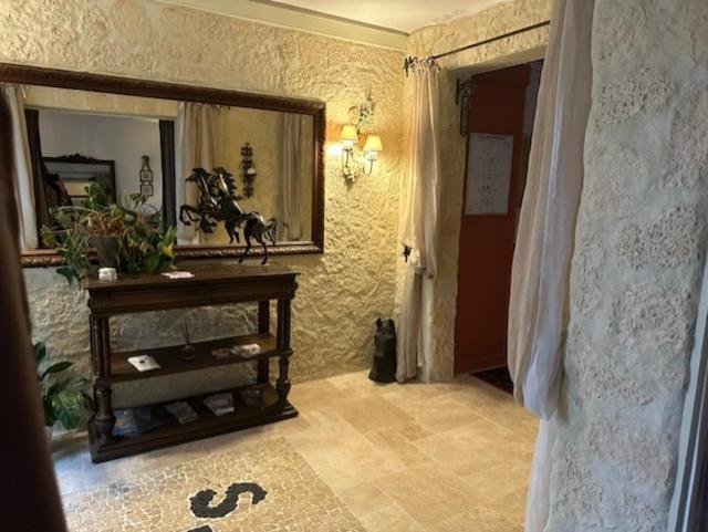 Hotel Boutique Saint-Louis 利雪 外观 照片